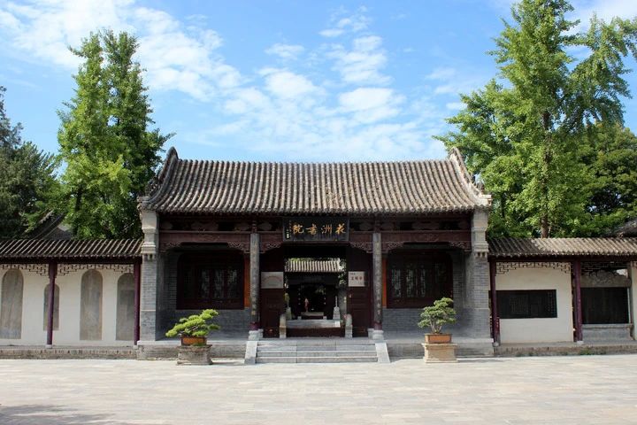 01.jpg
