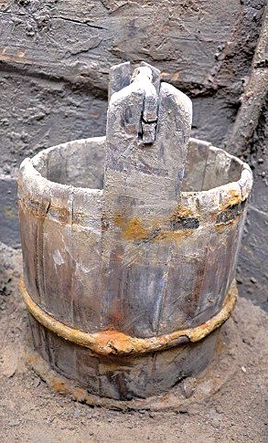 05.jpg