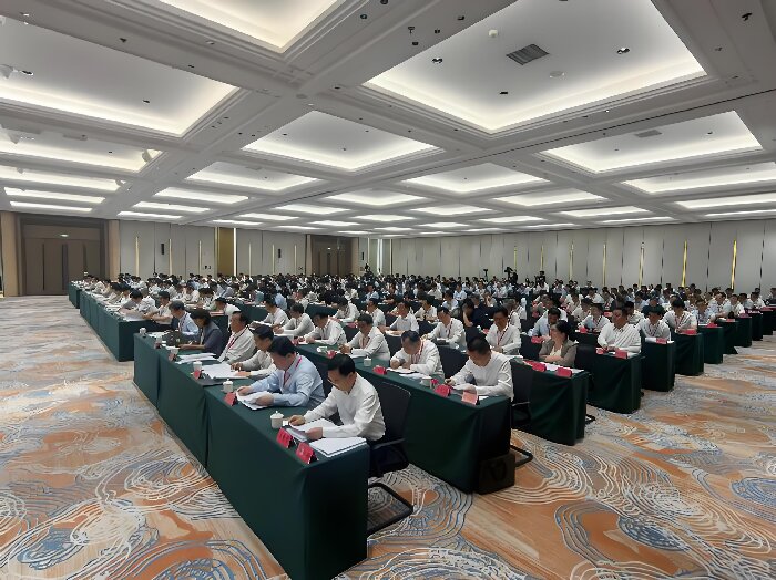 05 (1).jpg 05 (1).jpg